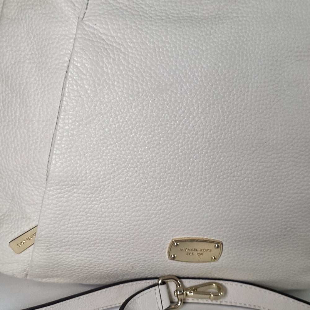 Michael Kors Hallie large leather Hobo Shoulder Crossbody - Picture 15 of 16